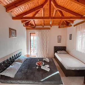  Apartment Farmhouse Qeparo Albanien